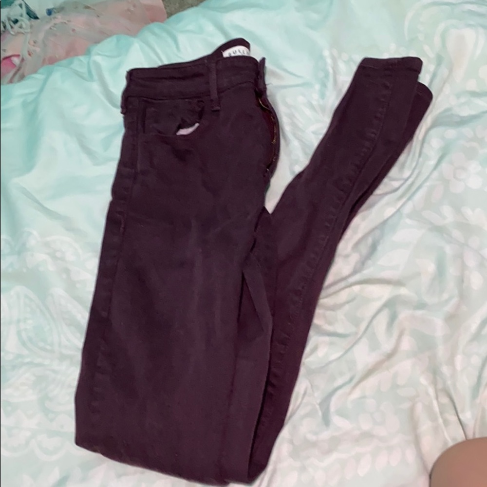 bullhead plum jeans